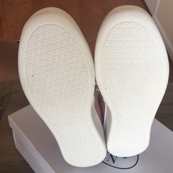 Steve Madden Pearl Platform Sneaker - Picture 3 of 5